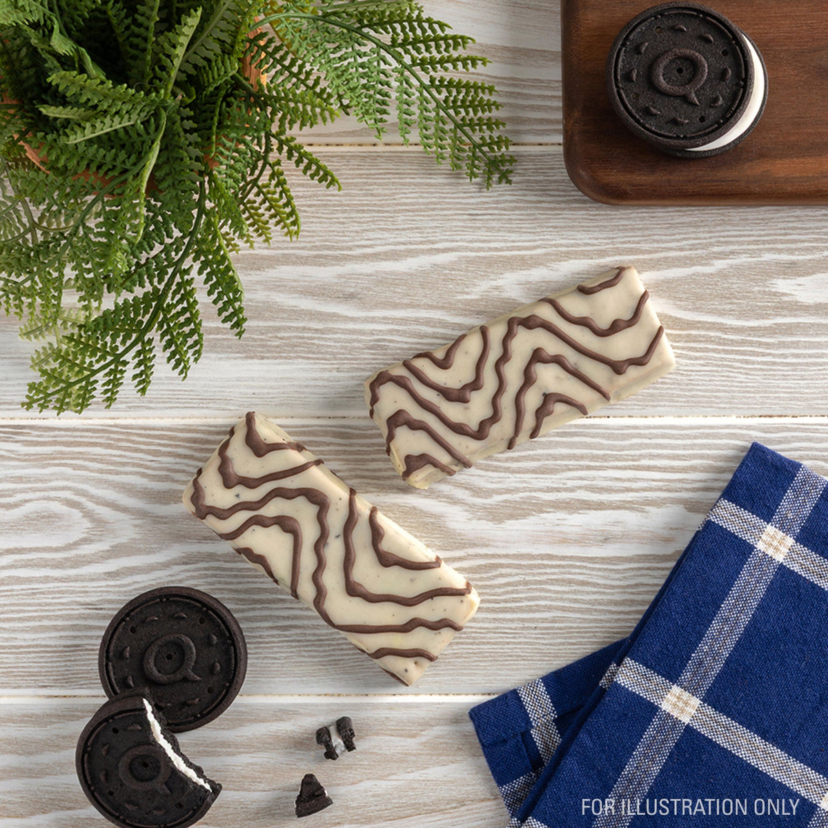 dipped-cookies-and-cream-protein-bars-l4 15807_QN_USA_ProteinBar_CAC_InterimAssetUpdate_Digital-Dipped-ProductCarouselSet_Tabletop2.jpg